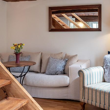 Apartmenthaus Brunnenhof Papstdorf Buitenkant foto