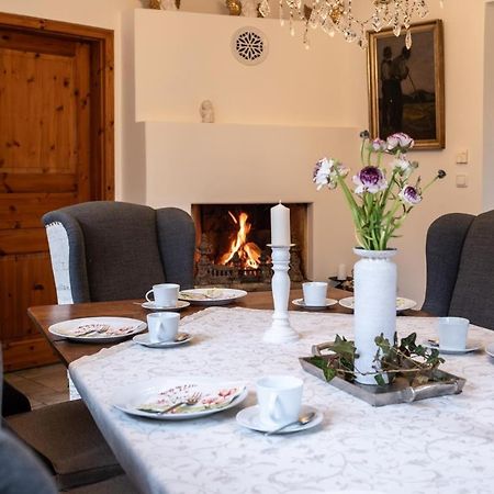 Apartmenthaus Brunnenhof Papstdorf Buitenkant foto