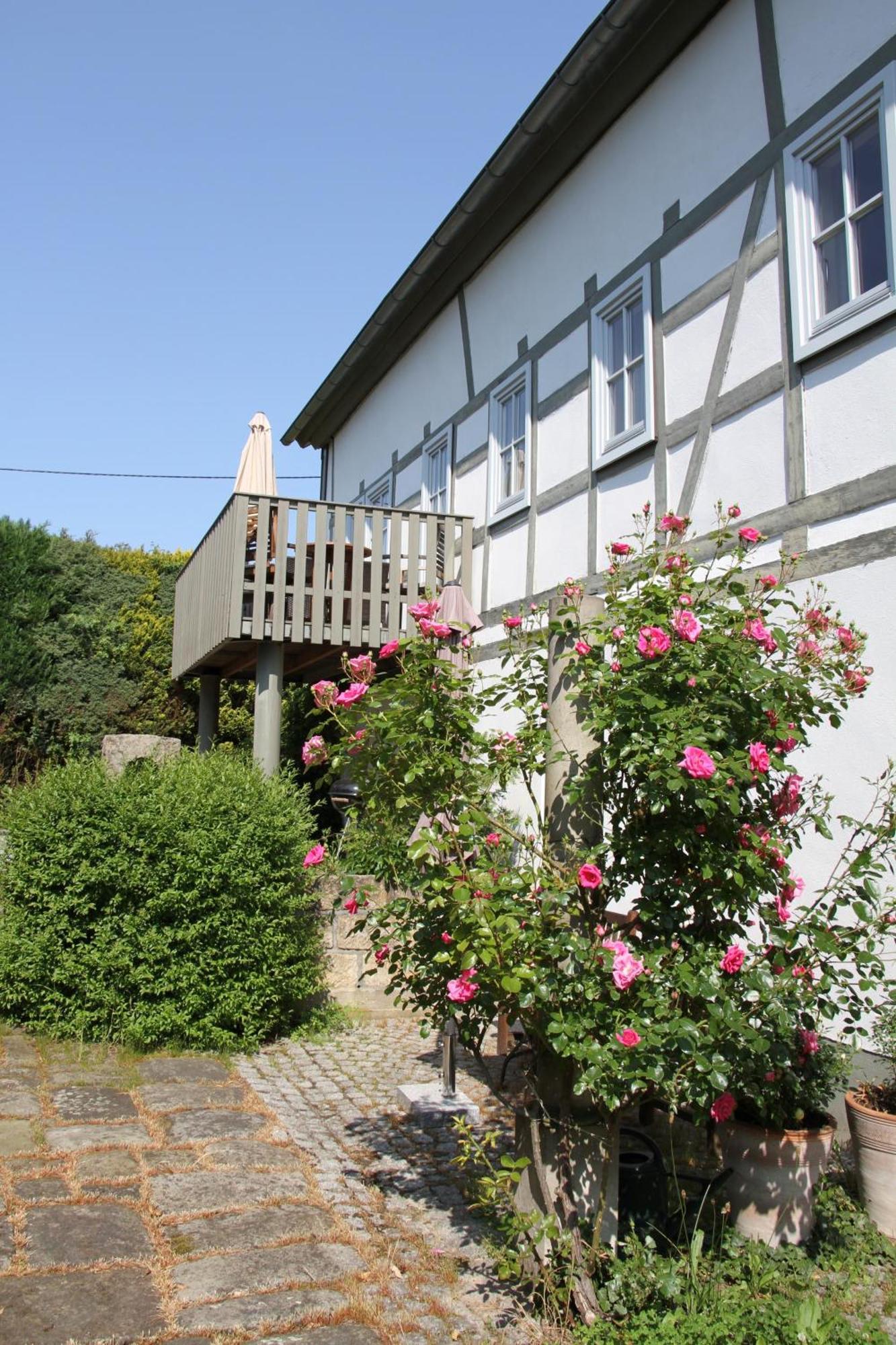 Apartmenthaus Brunnenhof Papstdorf Buitenkant foto